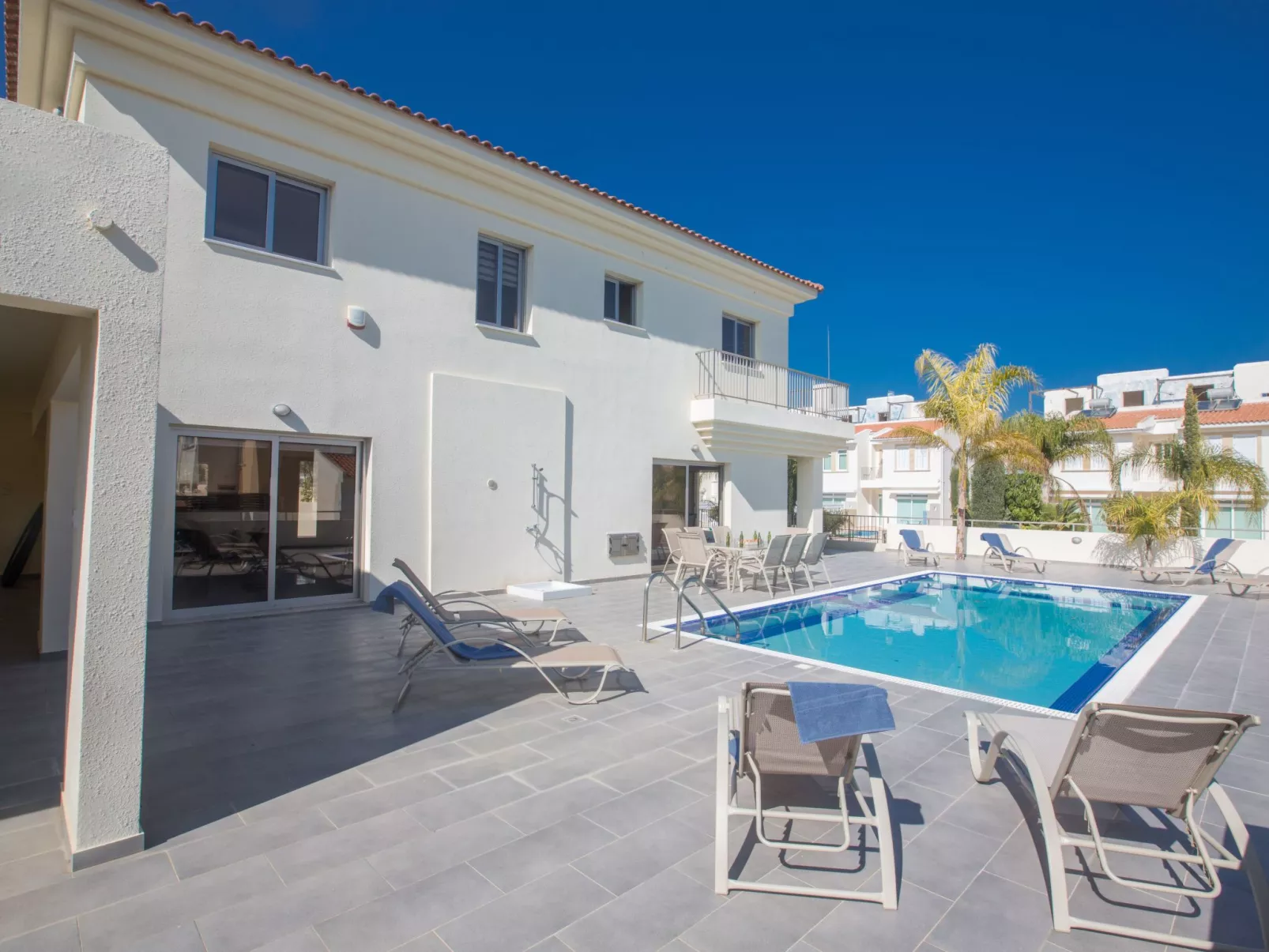 Schöne Ferienvilla mit privatem Pool