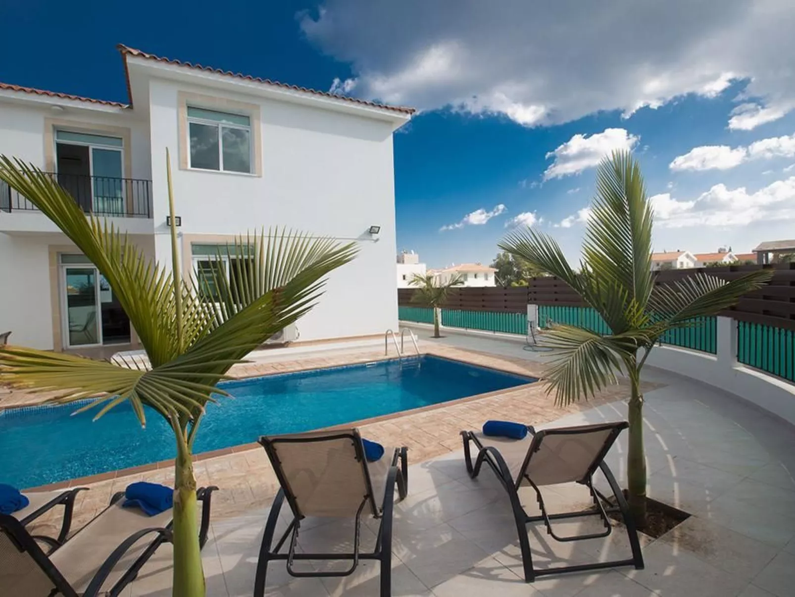 In Protaras mit privatem Parkplatz