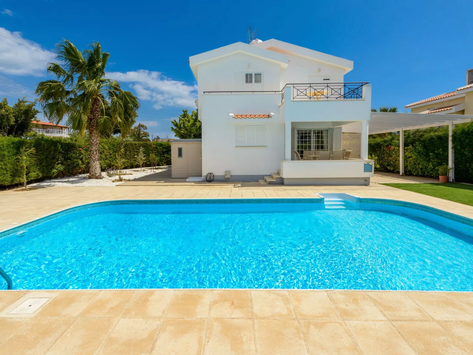 4-Schlafzimmer-Villa mit privatem Pool in Ayia Napa