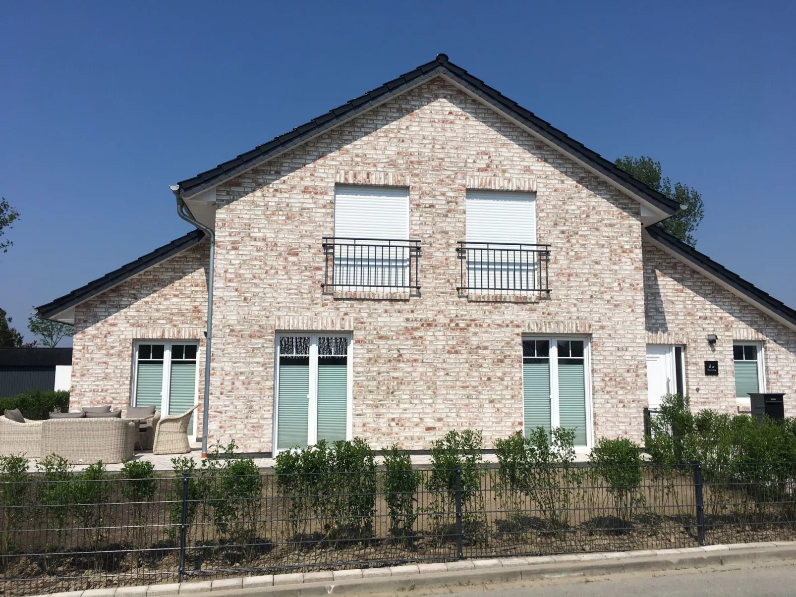 Merzijana Eerdgeschoss in Stinteck