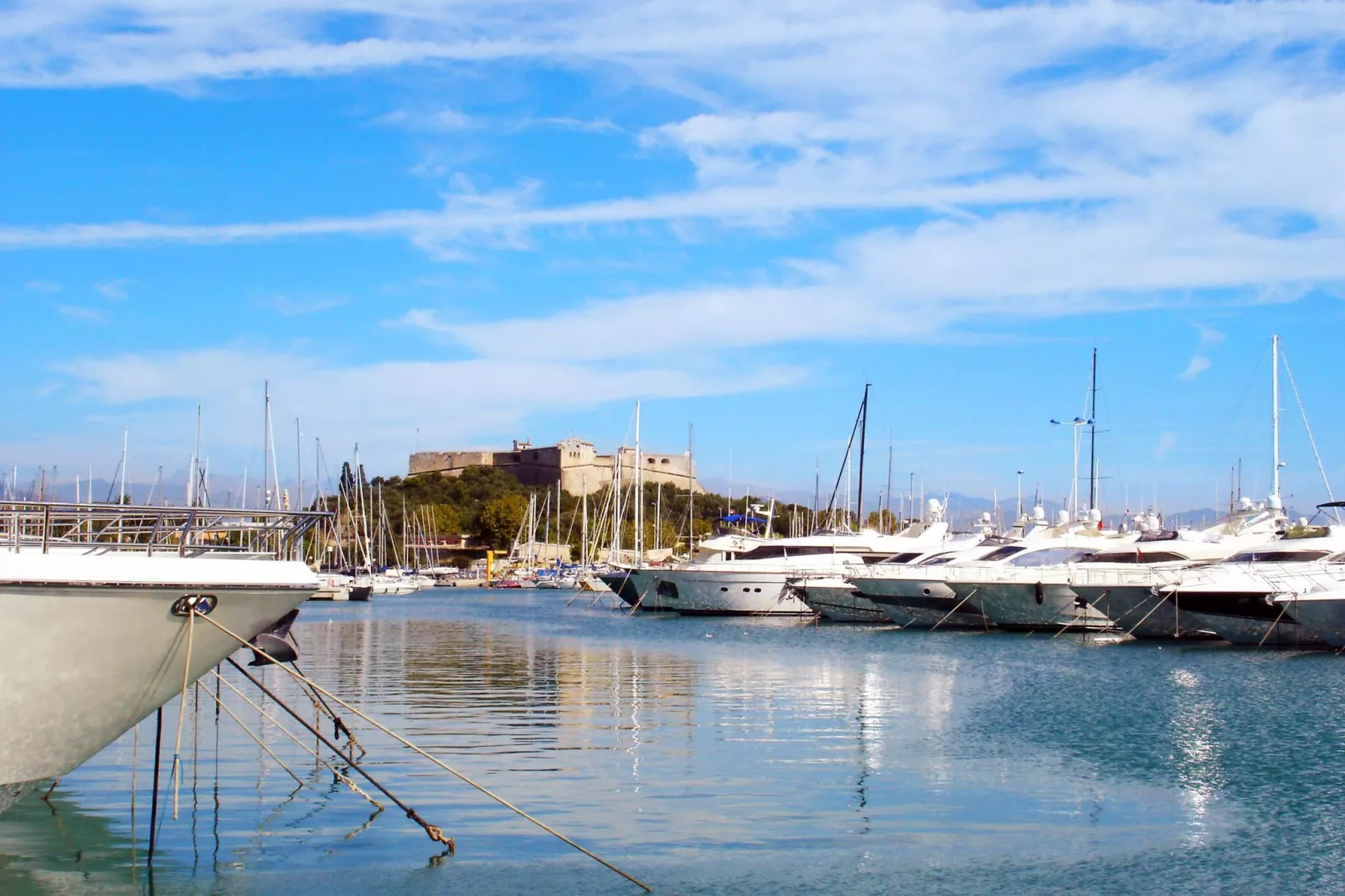 Residence Le Lido - Cagnes-sur-Mer // T 2/4-Areas summer 20km
