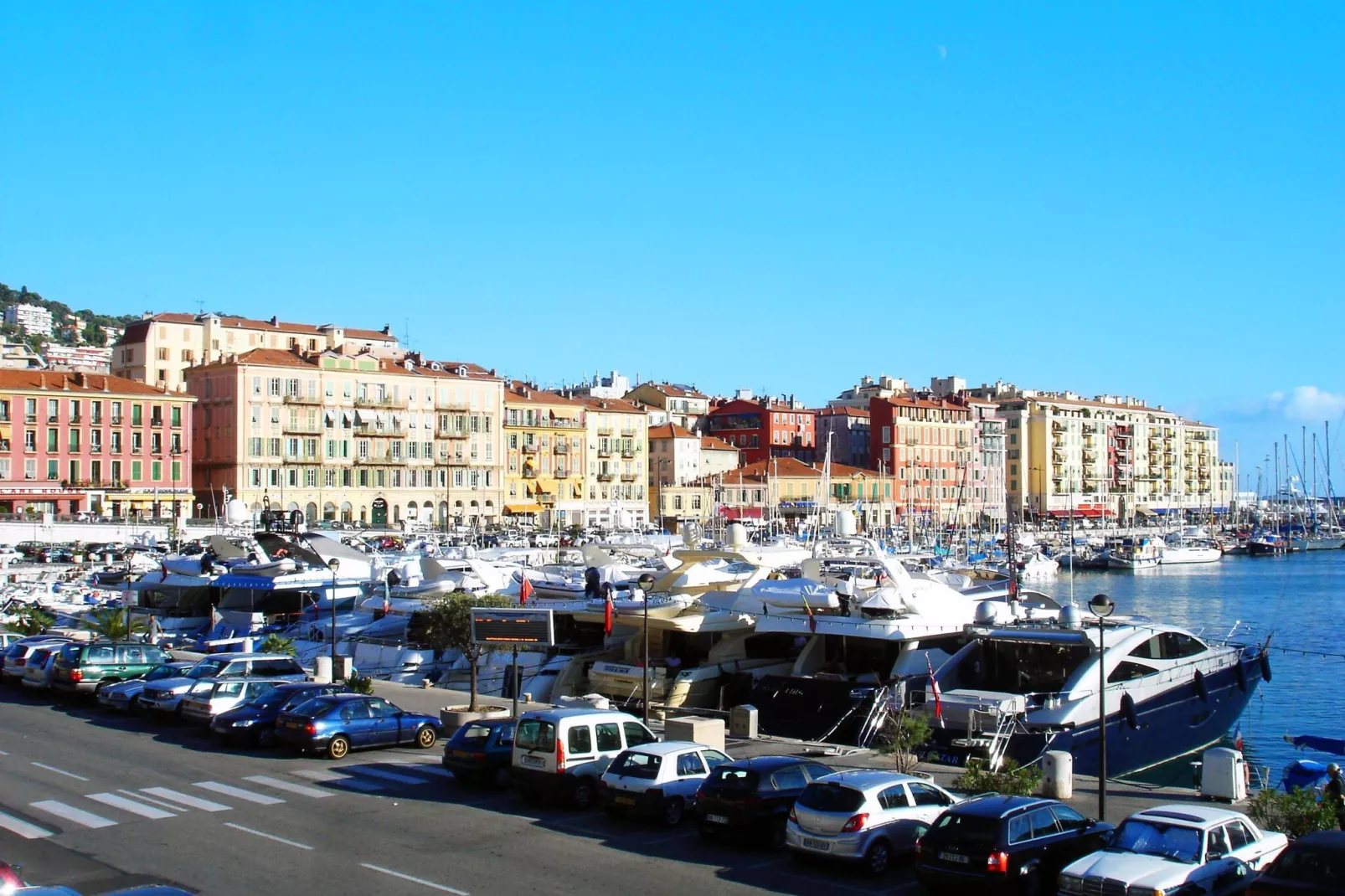 Residence Le Lido - Cagnes-sur-Mer // T 2/4-Areas summer 20km