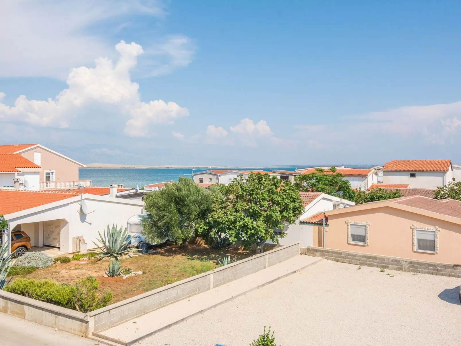 Apartment Delic Pejic 3