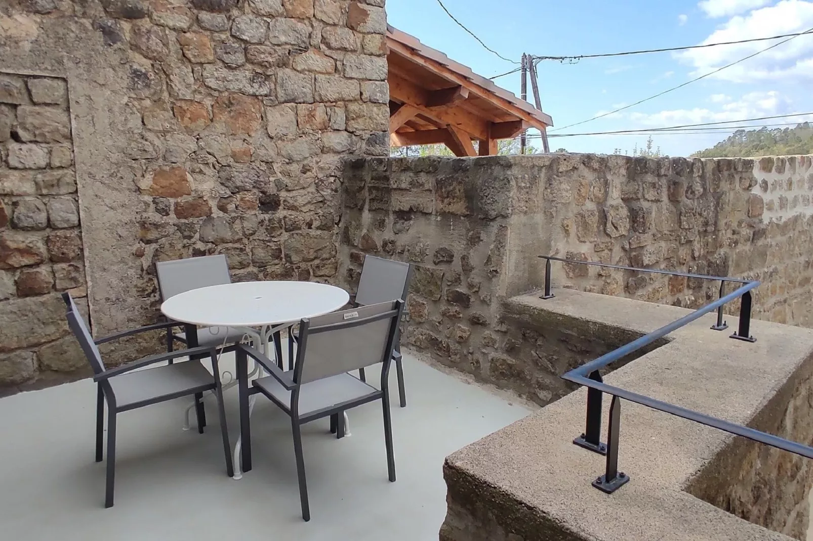 La Maison de Odette & Joseph-Terrace balcony