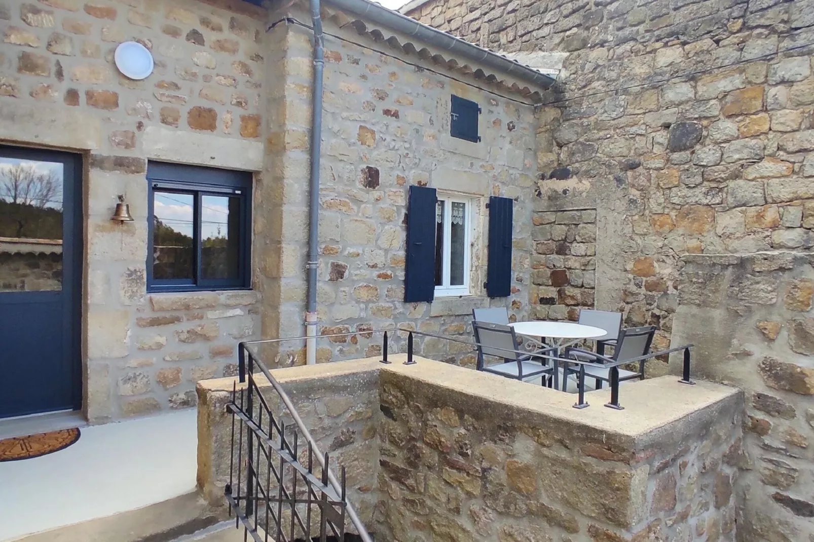 La Maison de Odette & Joseph-Exterior summer