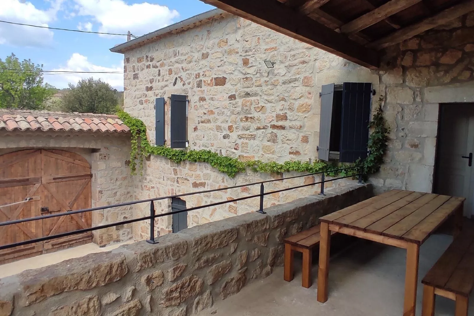 La Maison de Odette & Joseph-Terrace balcony