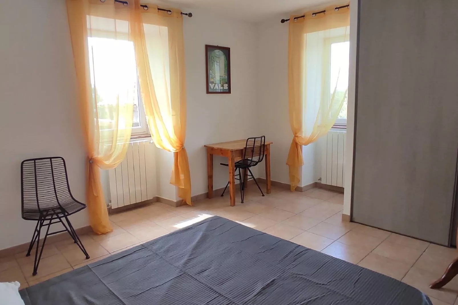 La Maison de Odette & Joseph-Bedroom