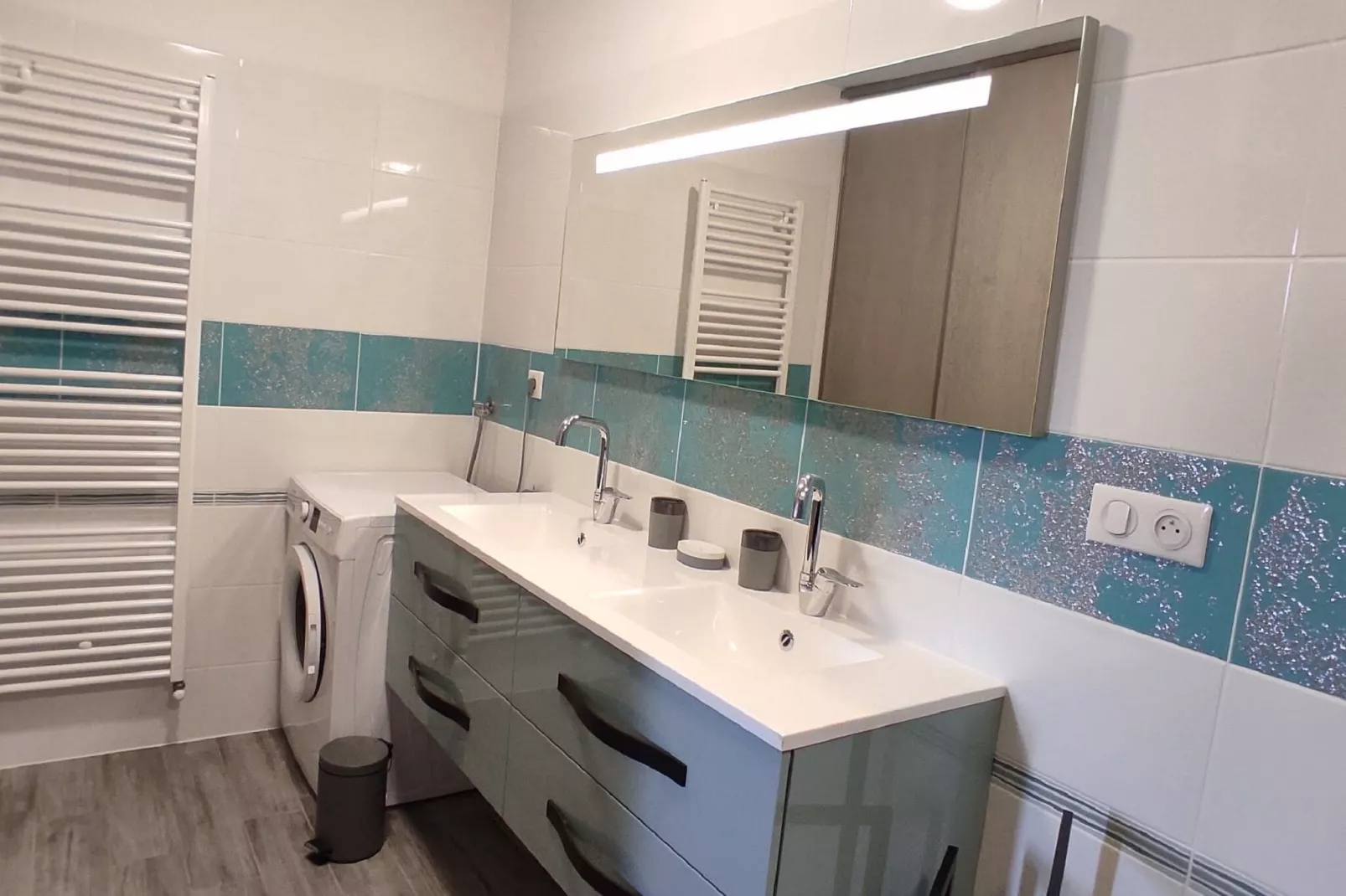 La Maison de Odette & Joseph-Bathroom