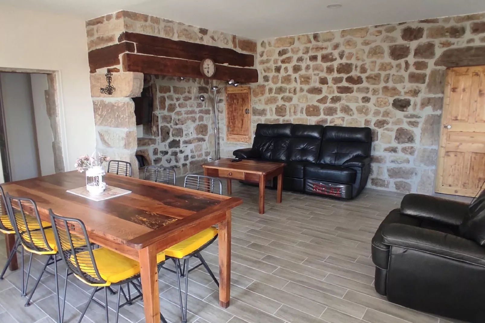 La Maison de Odette & Joseph-Living room