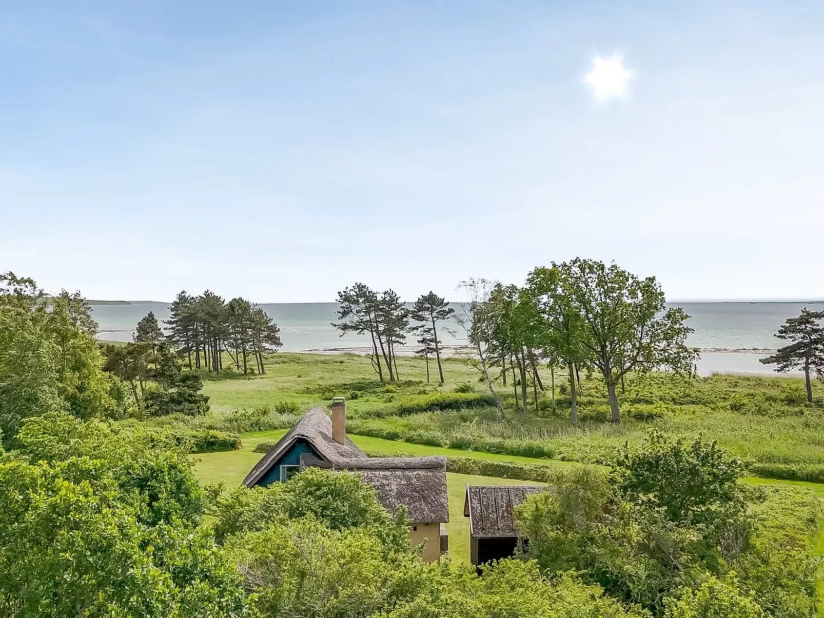 "Ellanora" - 50m from the sea