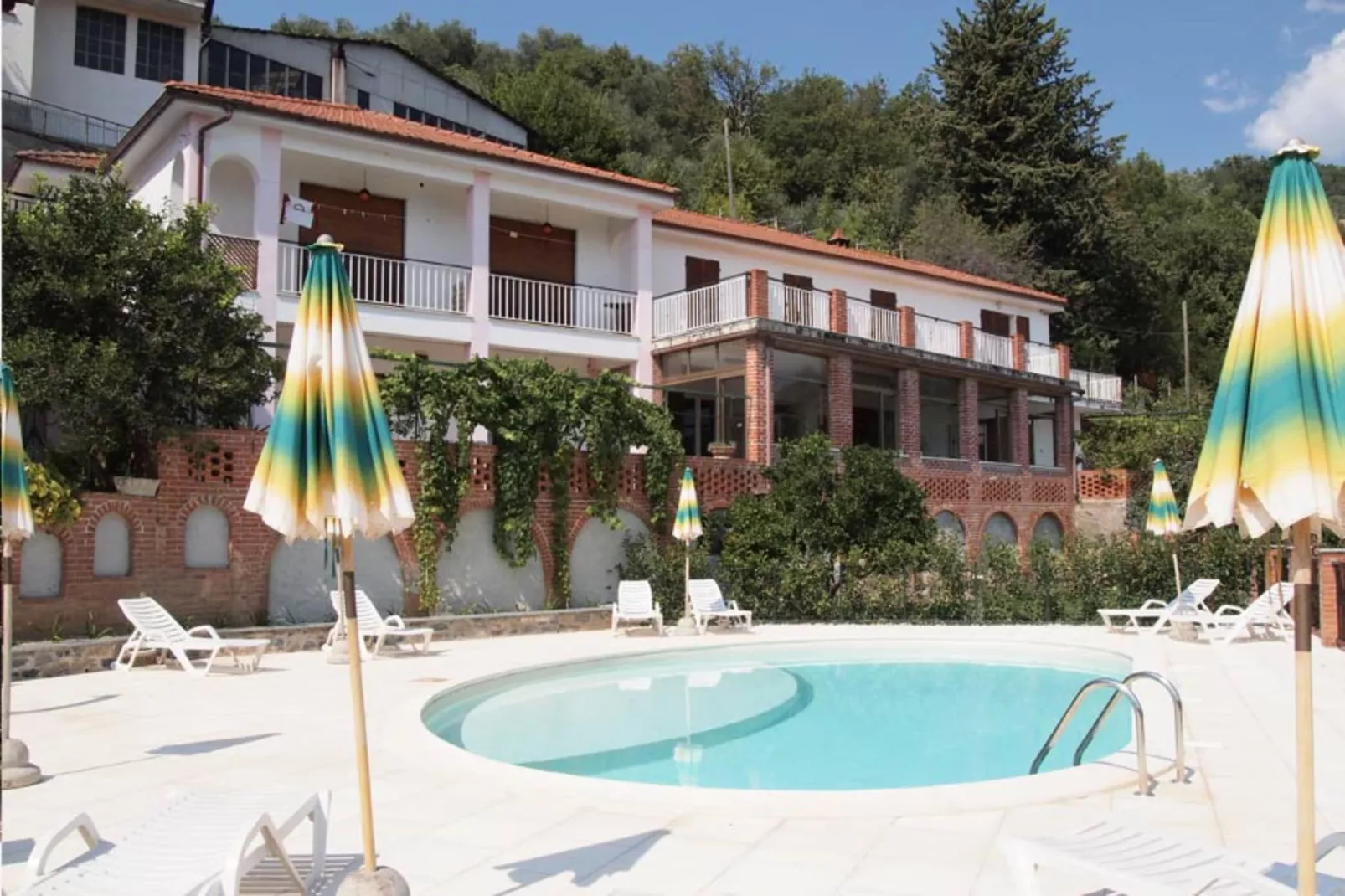 AGRITURISMO BORGO AMENO - AGRITURISMO BORGO AMENO - Swimming pool