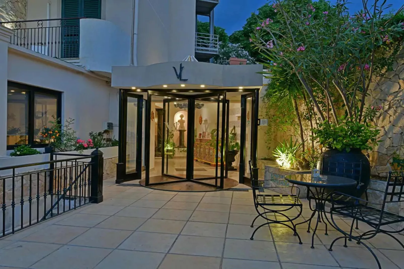 APARTMENTS VILLA LINDA - Bilo 2 Pax Basic Innerview - B2B B3B B4B