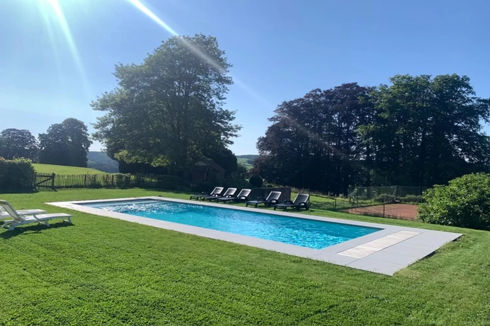 Chateau de Jevoumont-Swimming pool