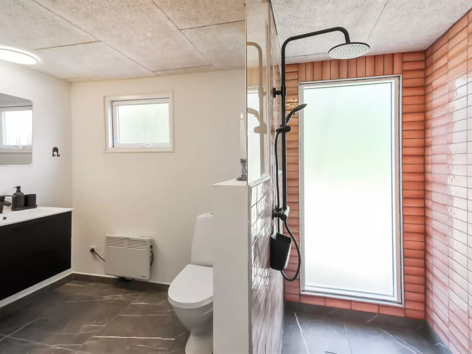 "Kabbi" - 2.6km from the sea-Dedans