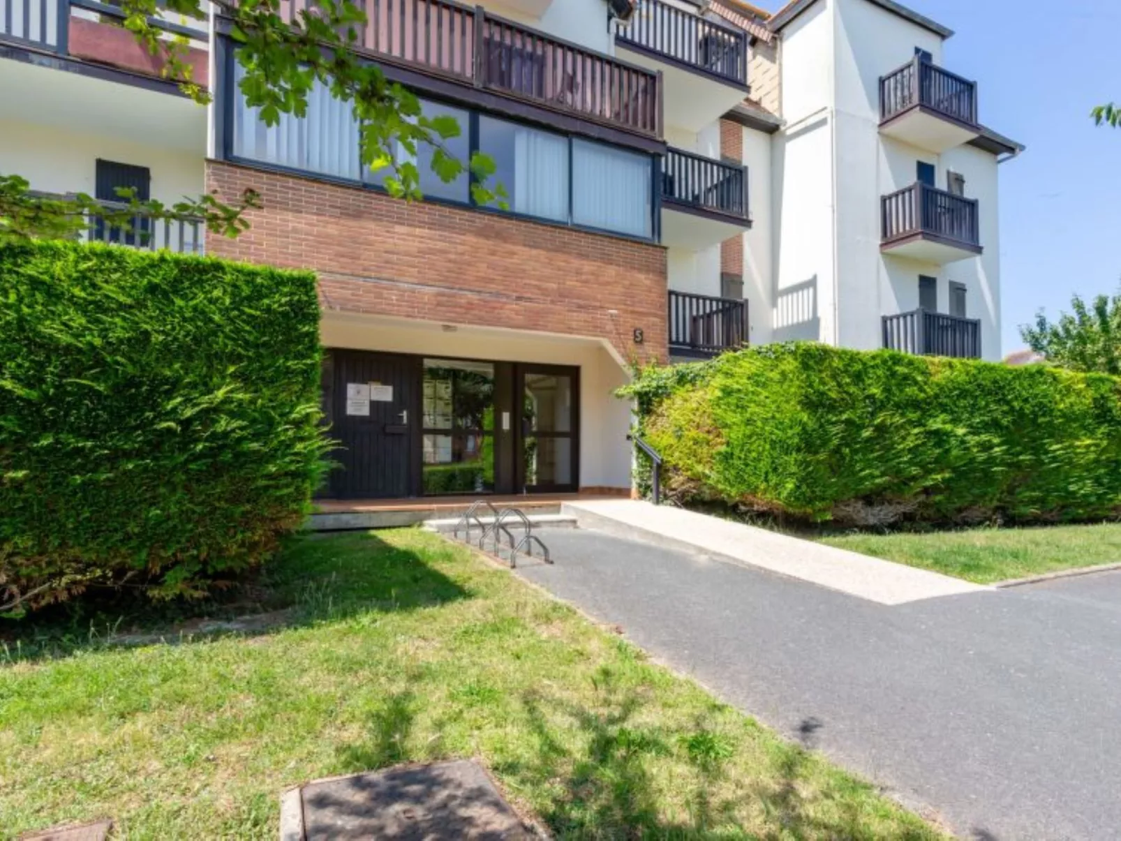 Cabourg Plage-Outside