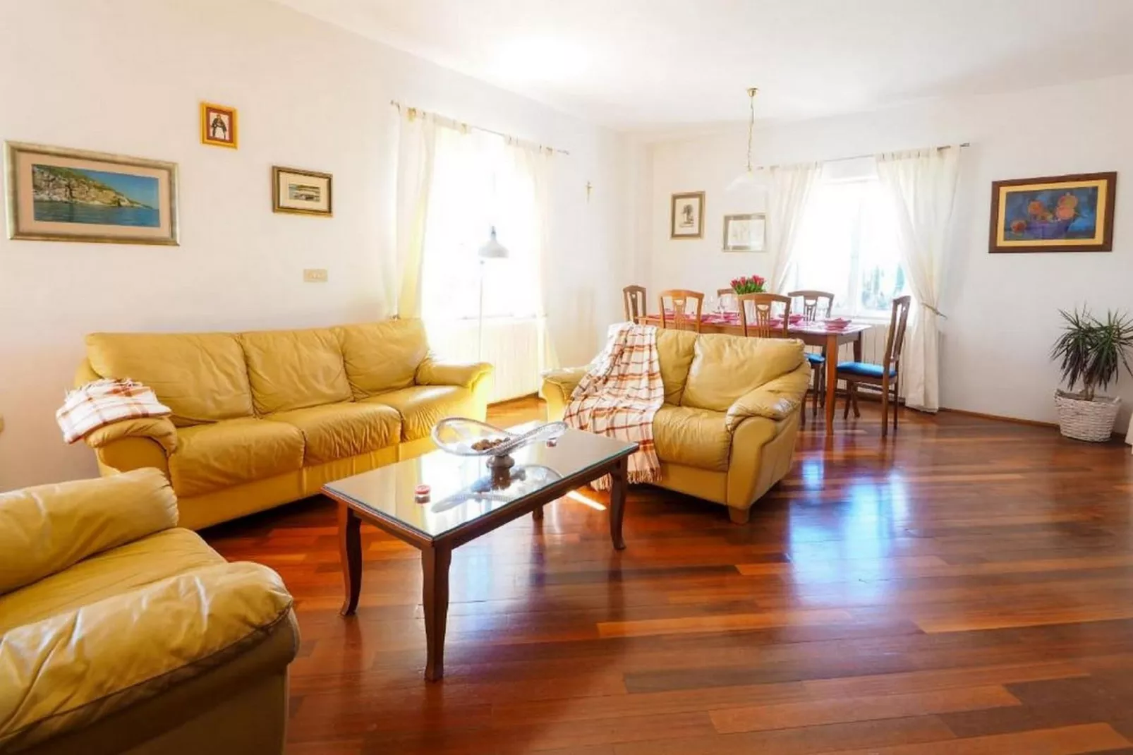 Villa Antonija - Four-Bedroom Villa with Terrace and Private Pool