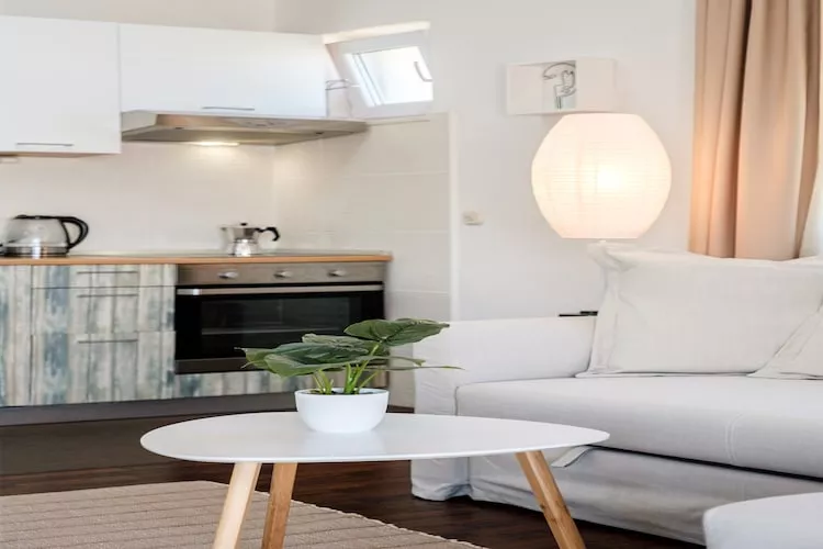 Sunset view apartment - One bedroom apartment with balcony and sea view