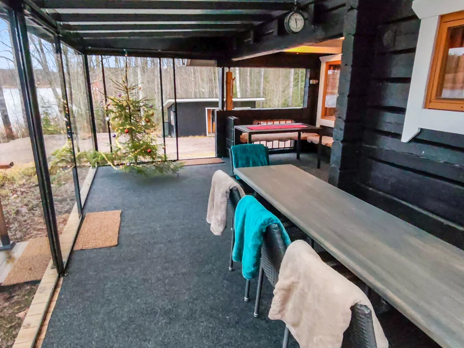 Villa tintinmaja-Inside