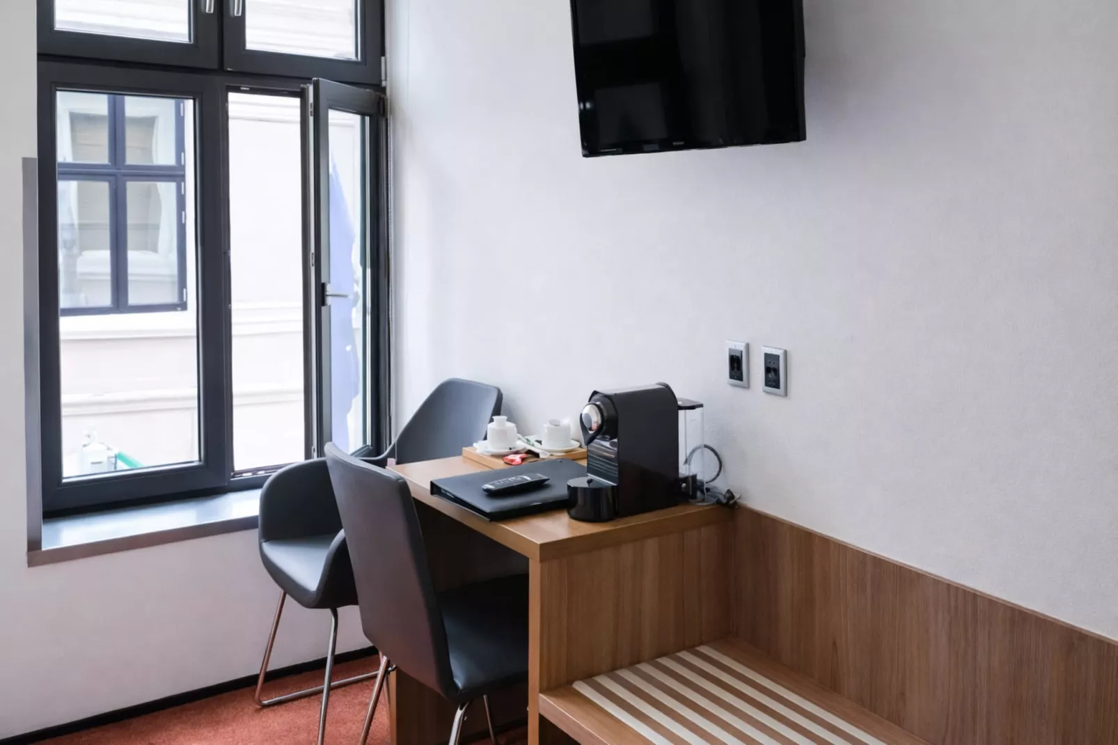 Jomfru Ane Premium Single-Bedroom