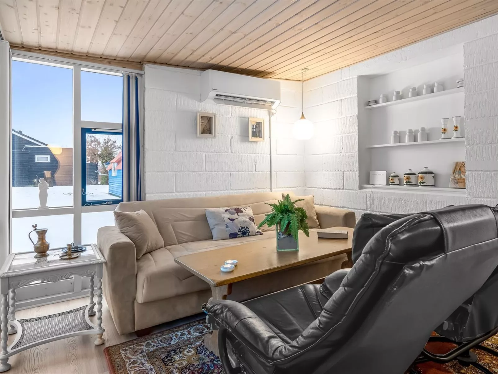 "Allyson" -  from the sea