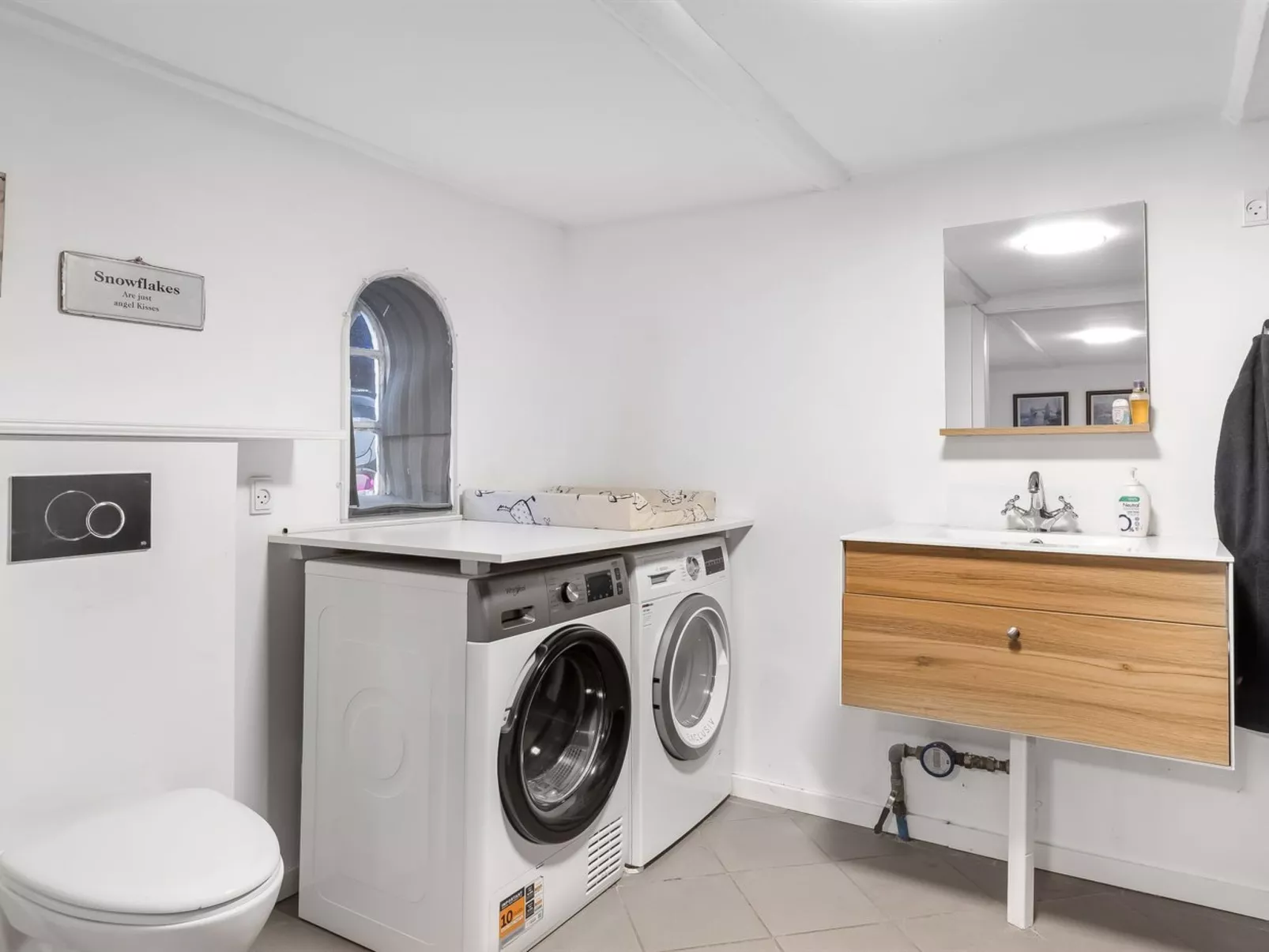 "Yorik" - 1.6km from the sea