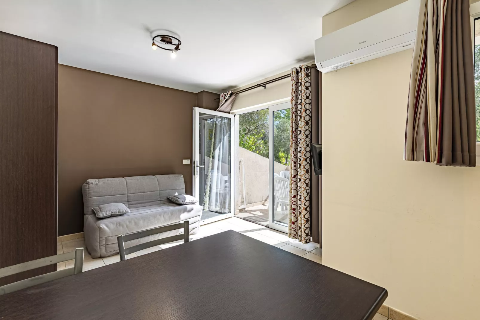 Lisa Maria E N°60 - 3P7