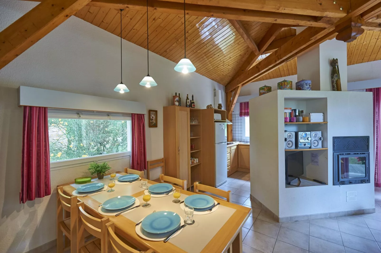 L'Espinet 8-Dining room