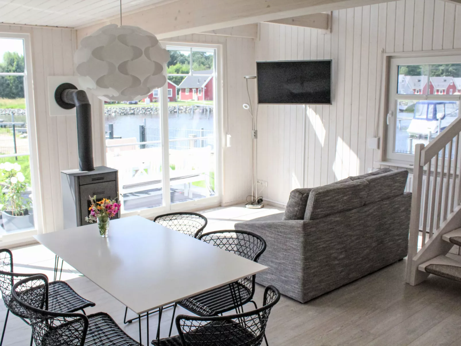 Ferienhaus am Wasser