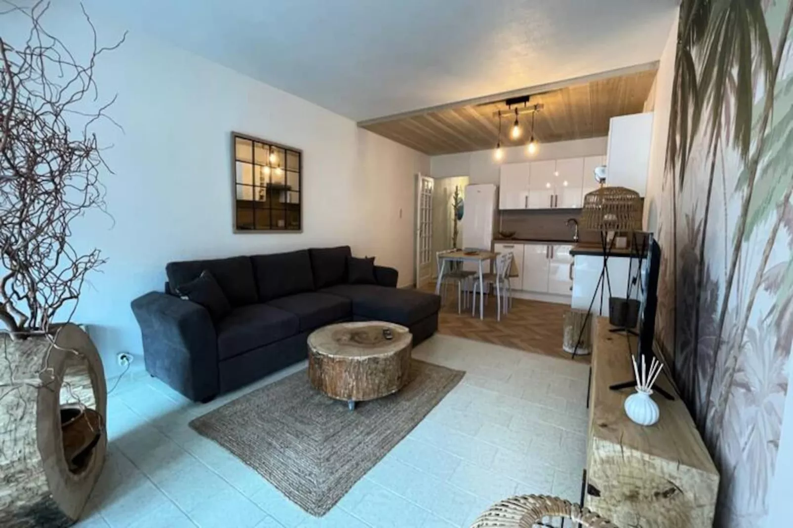 Résidence La M&eacute;diterran&eacute;e Appartement Au Coeur Du Village 50 M De La Plage