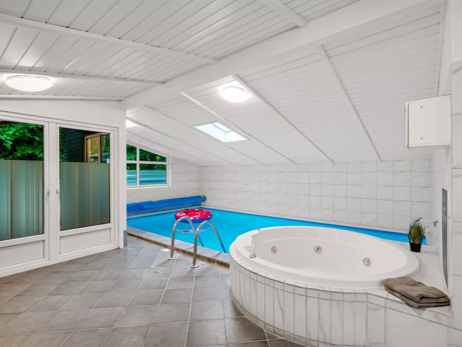 "Mena" - 10km from the sea