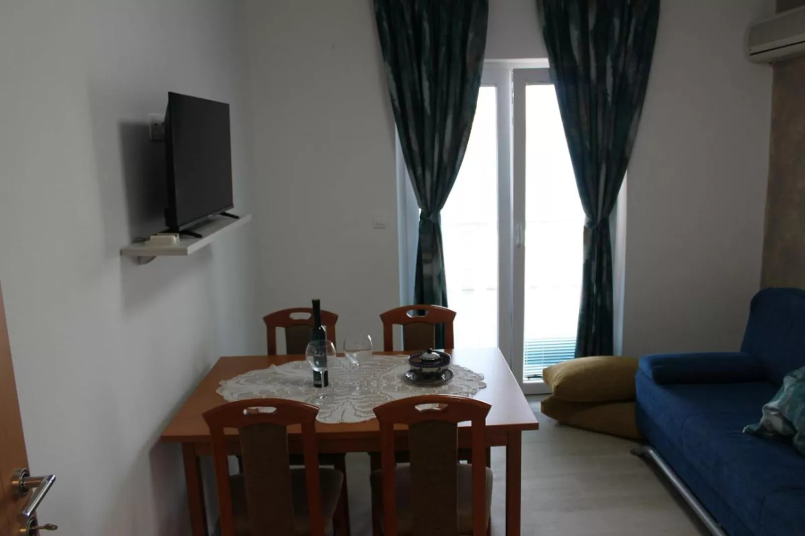 Sv Marija1 - Ferienwohnung 7 - Typ 4plus2 - Esszimmer