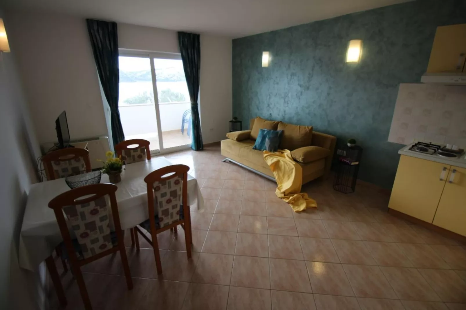 SV Marija 2 - Ferienwohnung 1 - Typ 4plus2 - Dining room