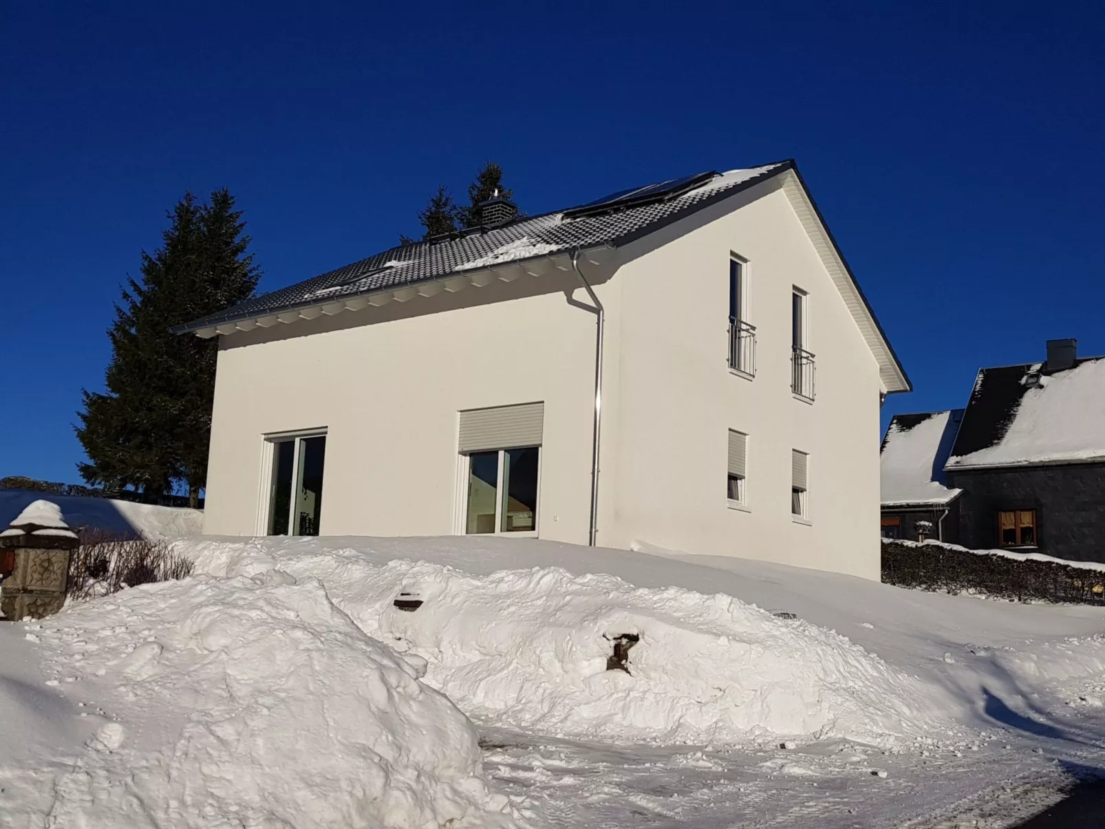 Wunderschönes Ferienhaus in Frauenwald mit Garten, Terrasse und Grill