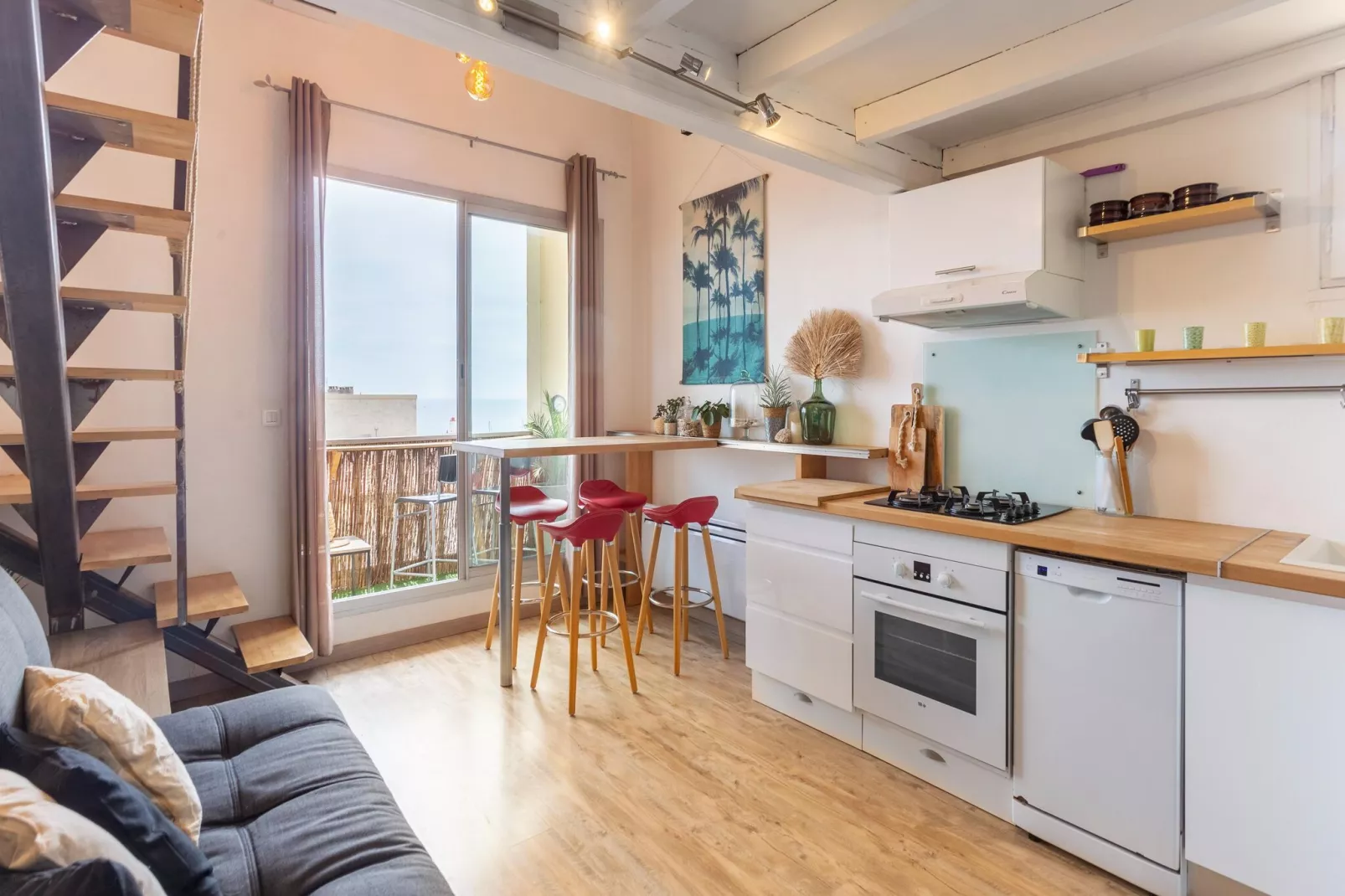 APPARTEMENT VUE SUR LE PORT-Living room