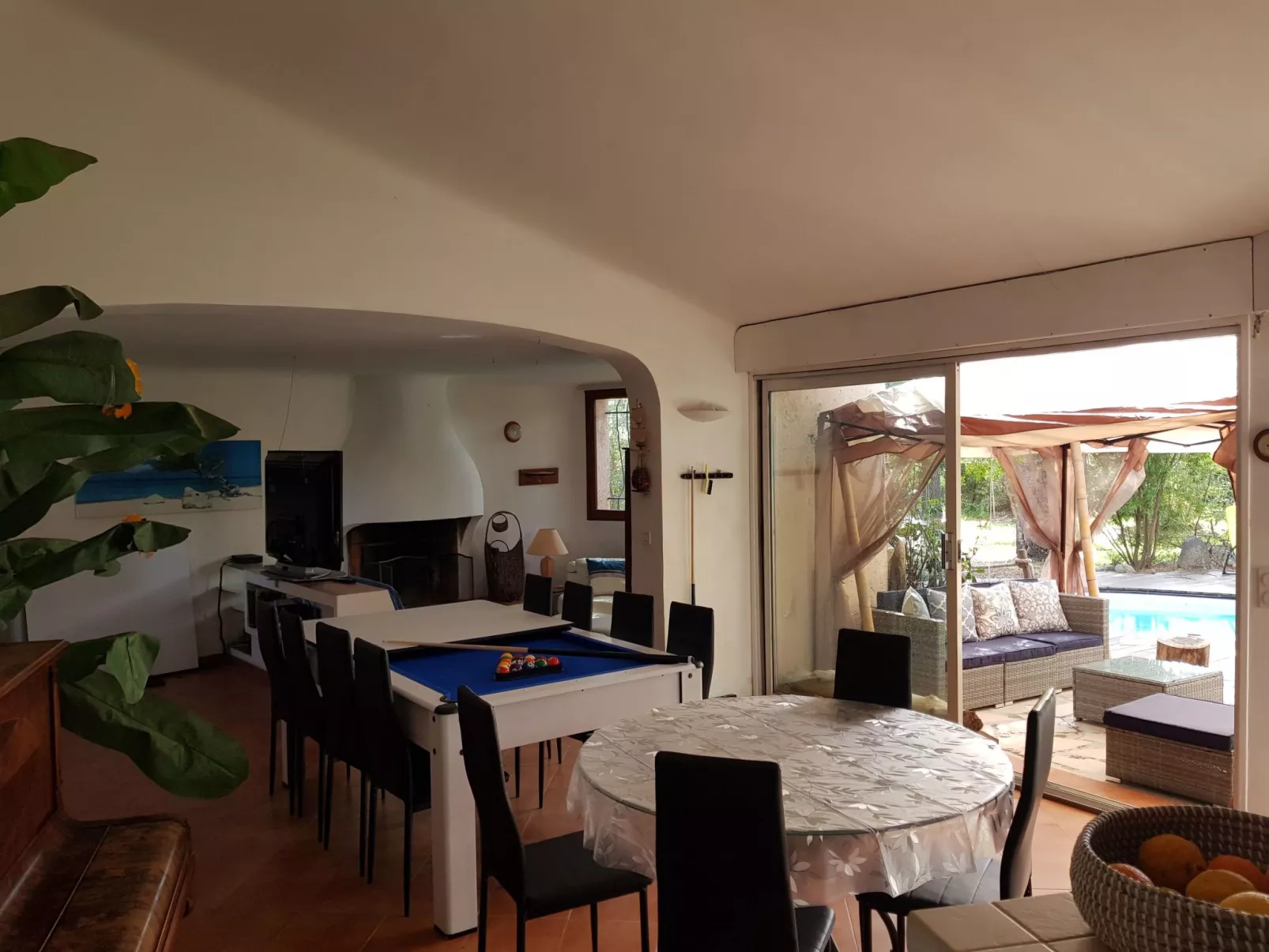 Villa La Marine mit beheiztem Pool, 5 Minuten zu Fuß vom Meer entfernt