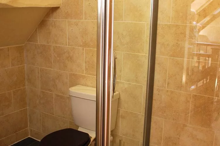 The Hayloft-Bathroom