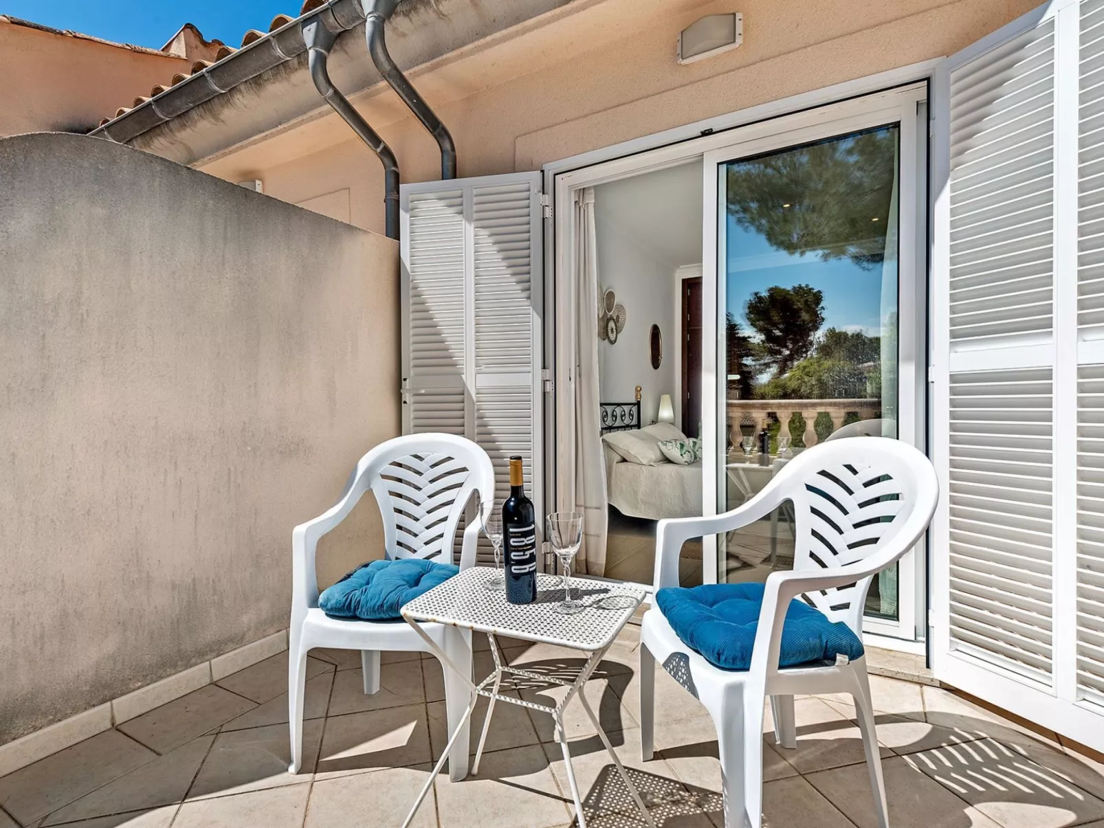 Küstencharme 150 m vom Strand entfernt, privater Garten