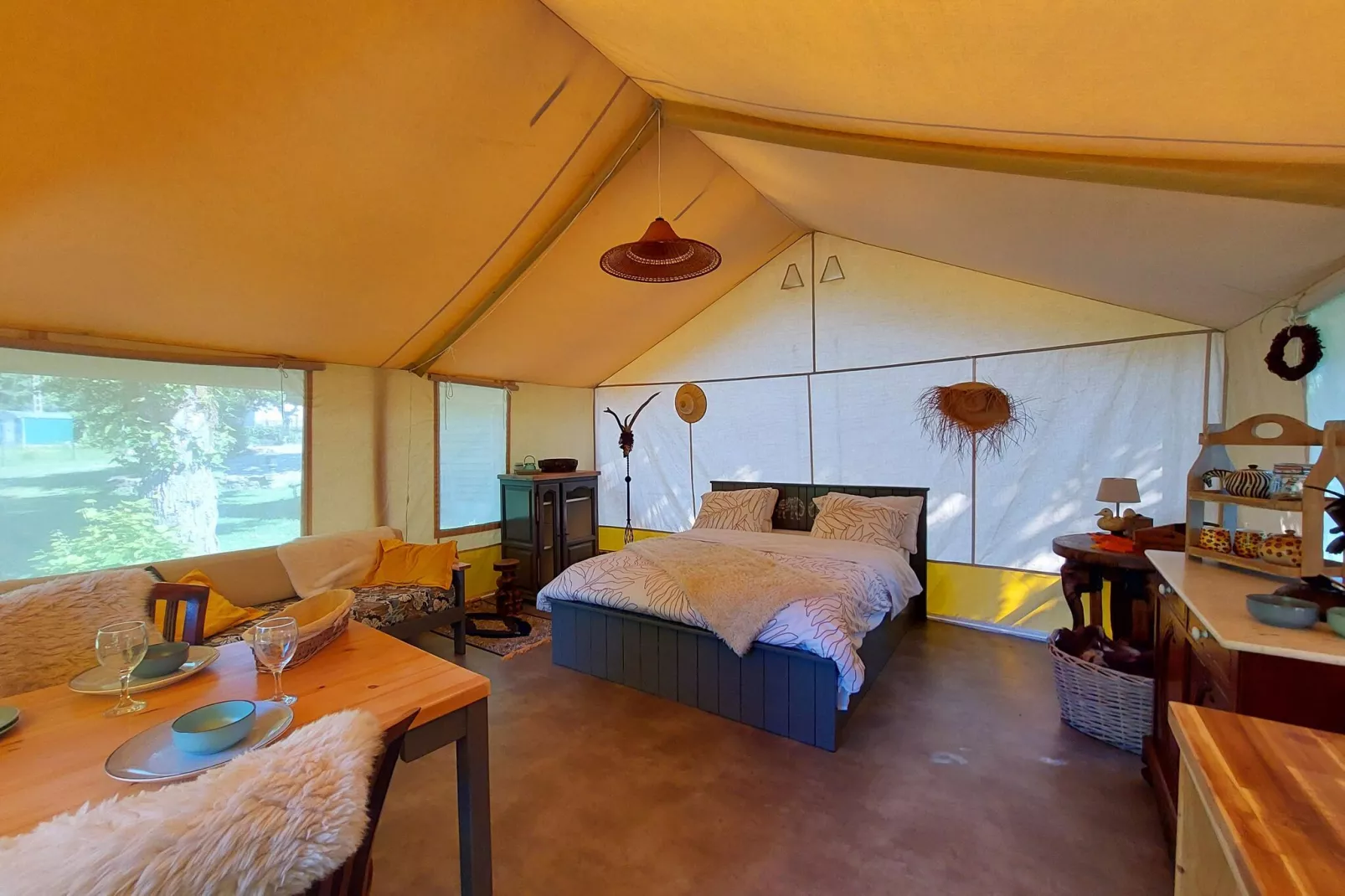 Safaritent Montizon-Bedroom