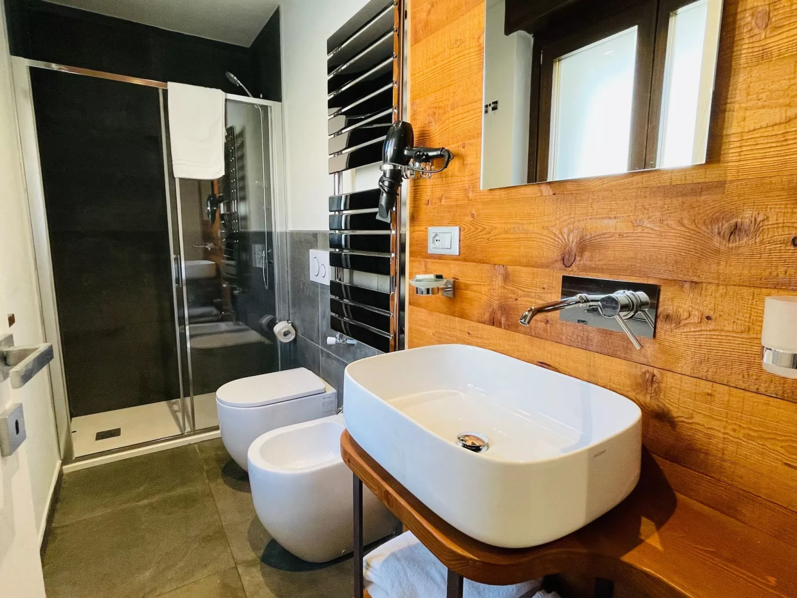 Zwei-Zimmer-Wohnung 5 p.l. Villa Linda