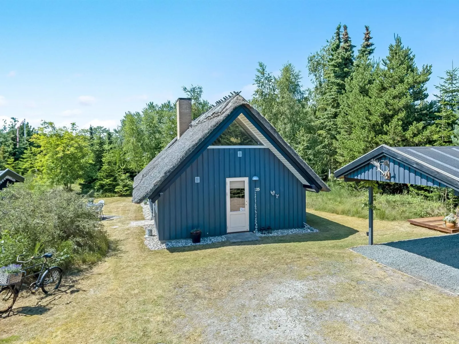 "Albertina" - 900m from the sea