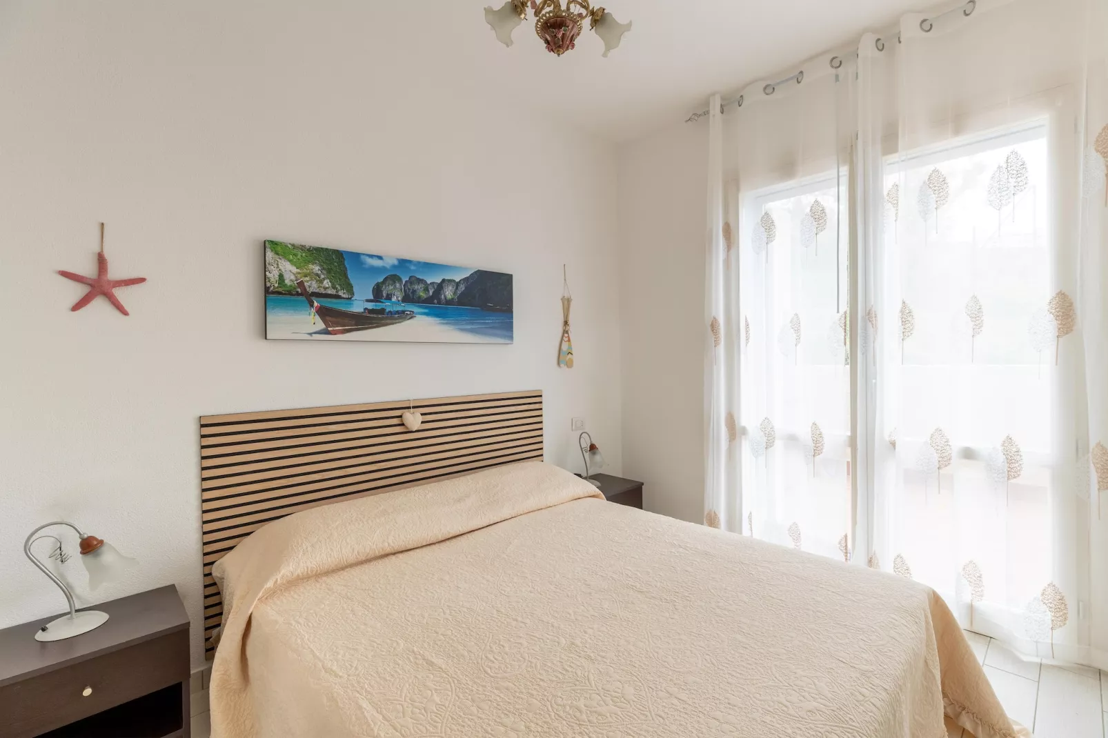 BILO BADESI CON PISCINA