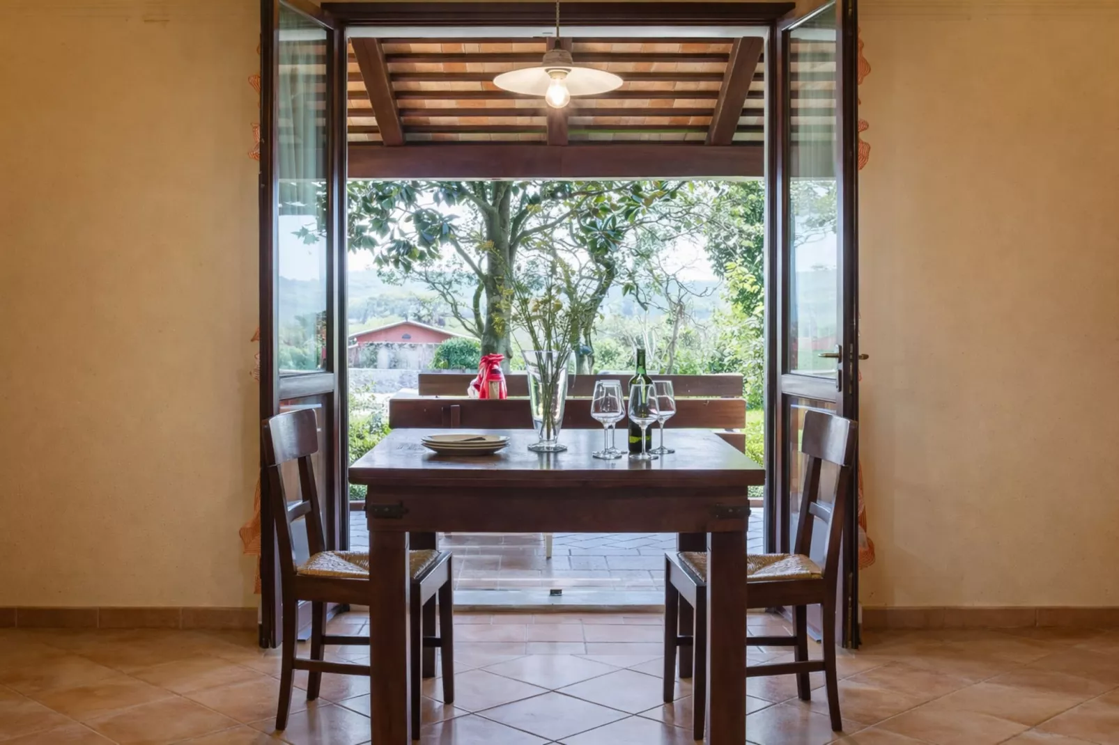 La Cantinaia Botte-Esszimmer