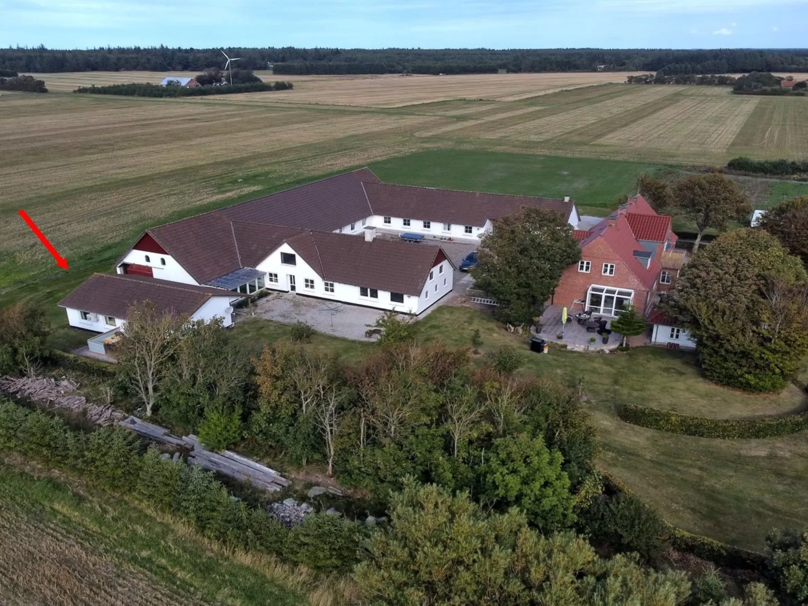 "Idolf" - 2km from the sea