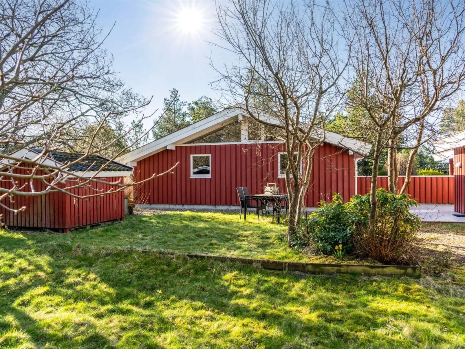 "Anneke" - 2km from the sea