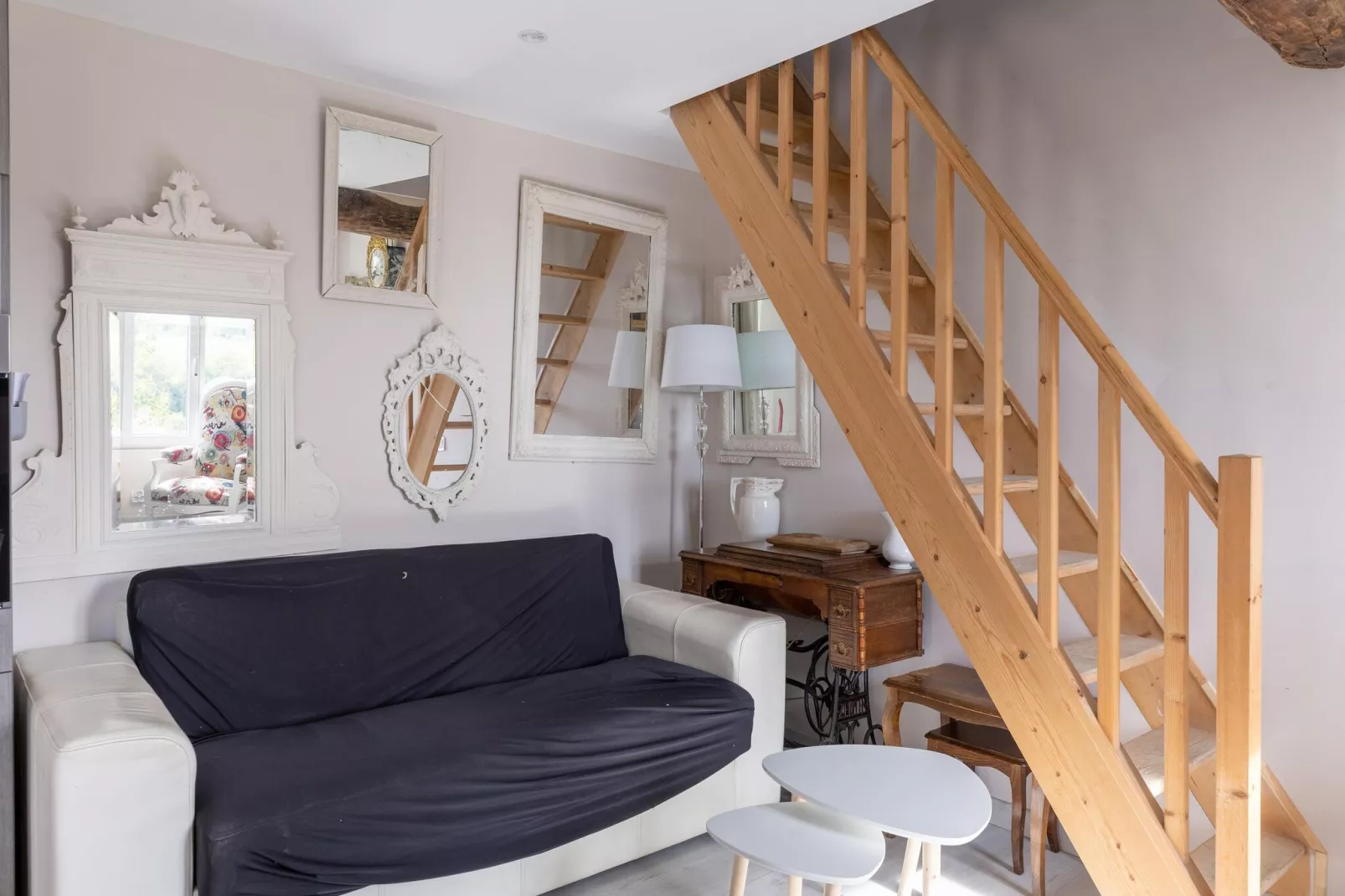 LE GITE DE MOLESME/PETIT-Wohnzimmer