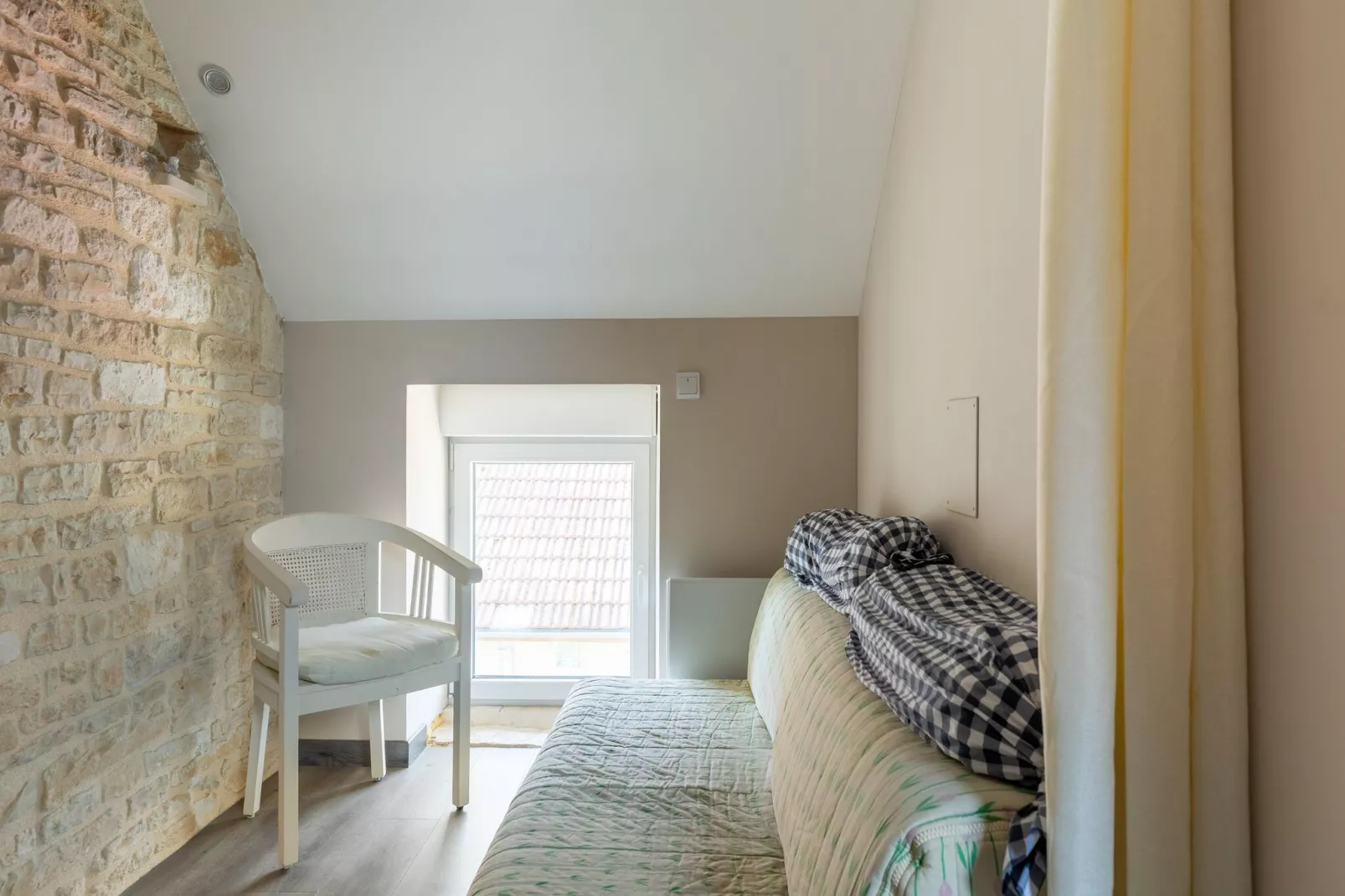 LE GITE DE MOLESME/PETIT-Schlafzimmer