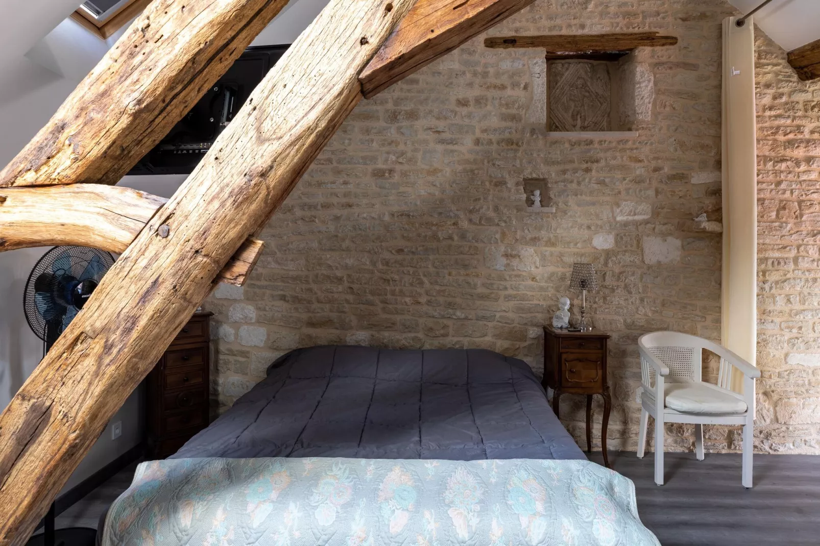 LE GITE DE MOLESME/PETIT-Schlafzimmer
