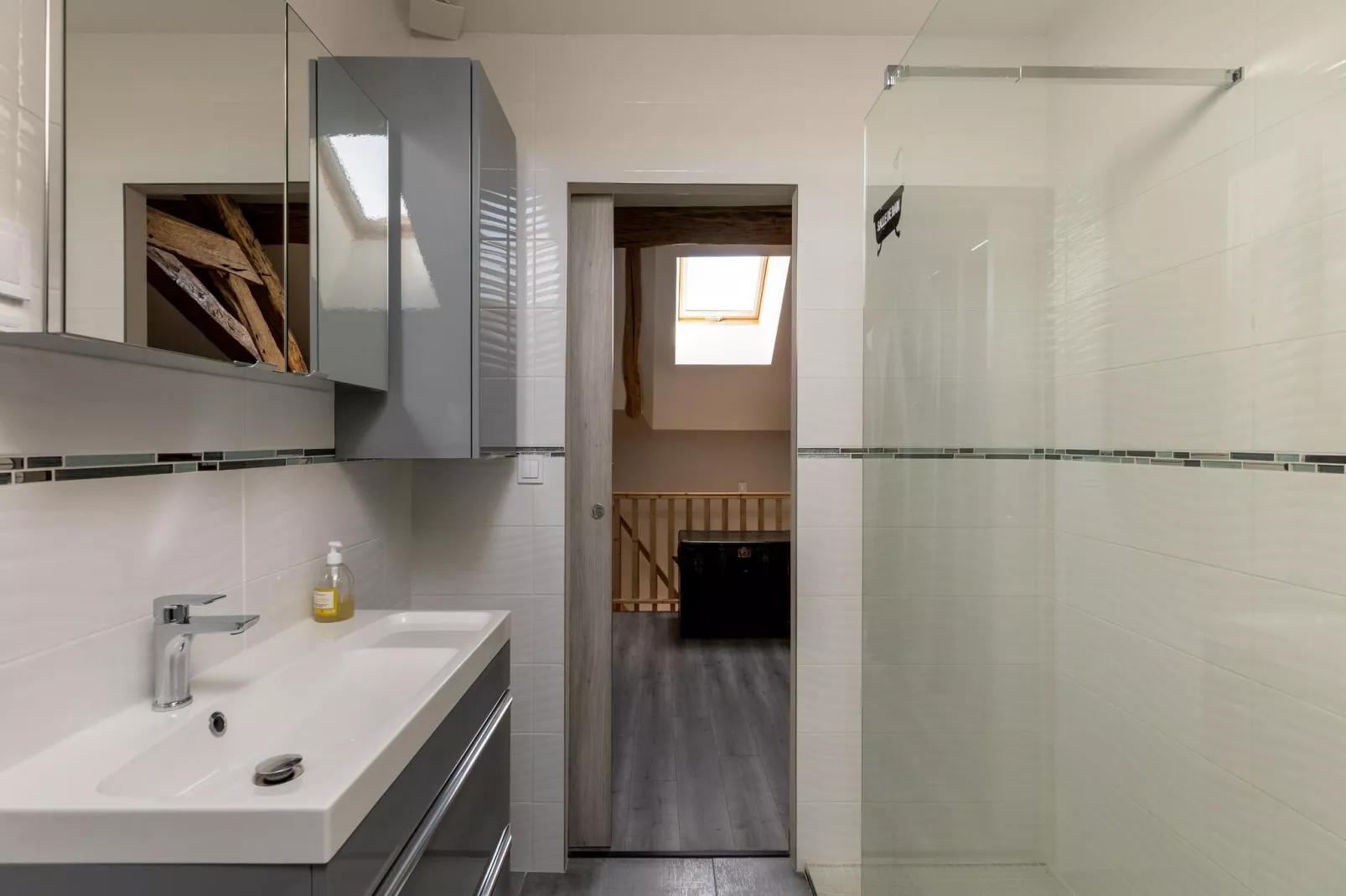 LE GITE DE MOLESME/PETIT-Badezimmer
