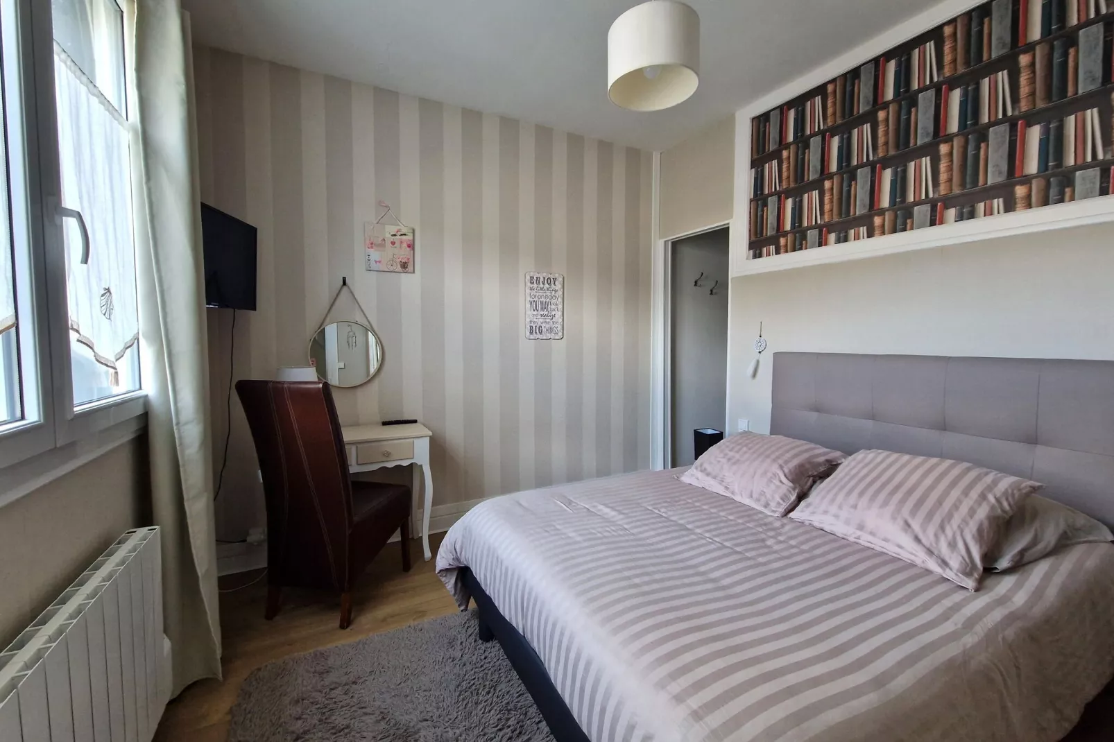 Charming Breton holiday home with premium comfort at the port of Légué Plérin-Bedroom