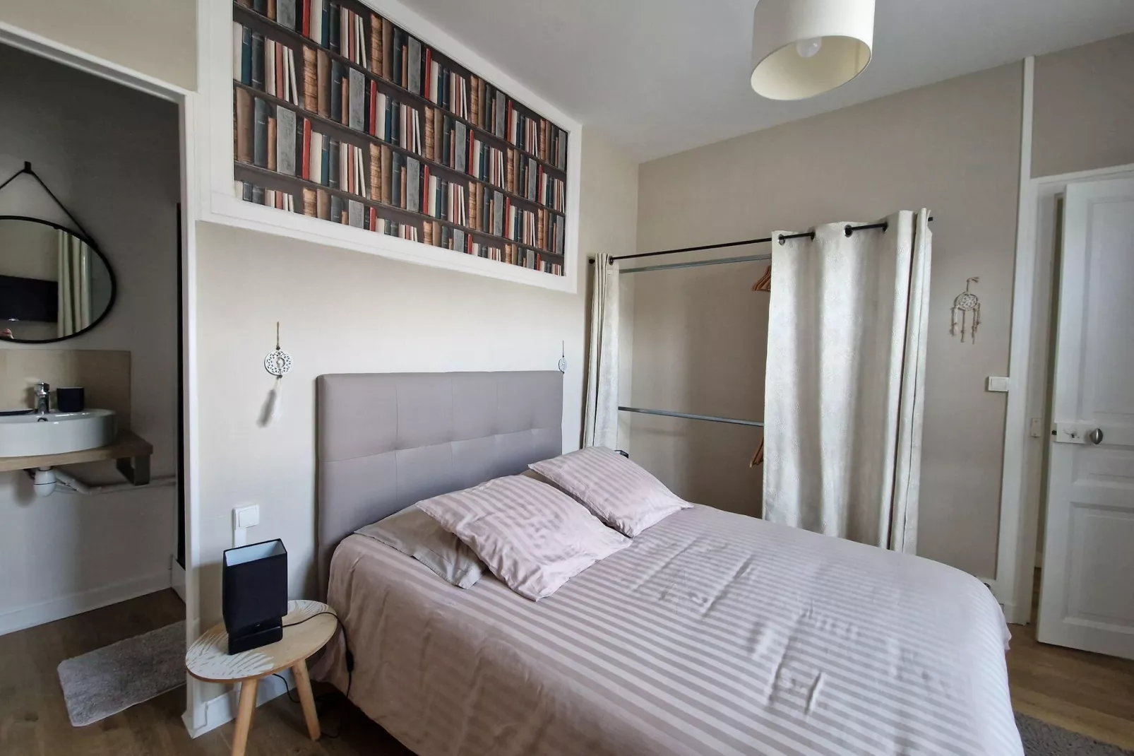 Charming Breton holiday home with premium comfort at the port of Légué Plérin-Bedroom